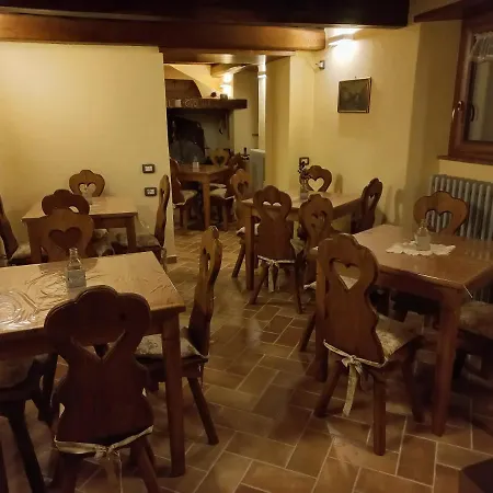 Oda ve Kahvaltı Il Paradiso Delle Beccacce Popiglio